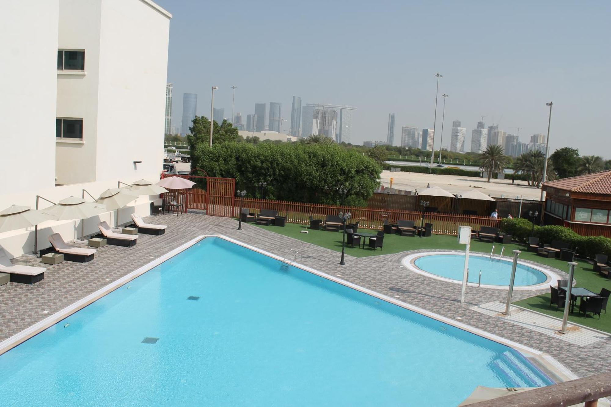 Villaggio 4* Абу-Дабі