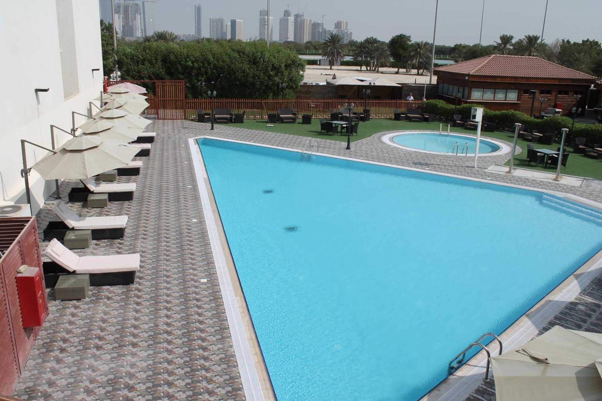 Villaggio Hotel 4*